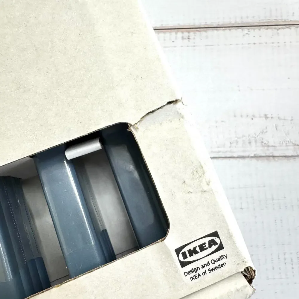 NIB Ikea TÅNGMÄRLA Flatware Set 406.083.03 16 Piece Gray Blue Plastic Handle
